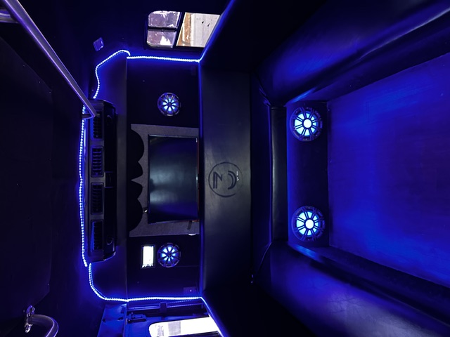 Bus-ta Move KC interior — LED lights and speaker system